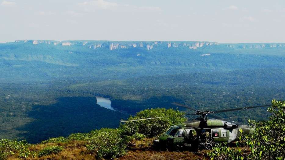 Chiribiquete aterrizaje en un Tepuy